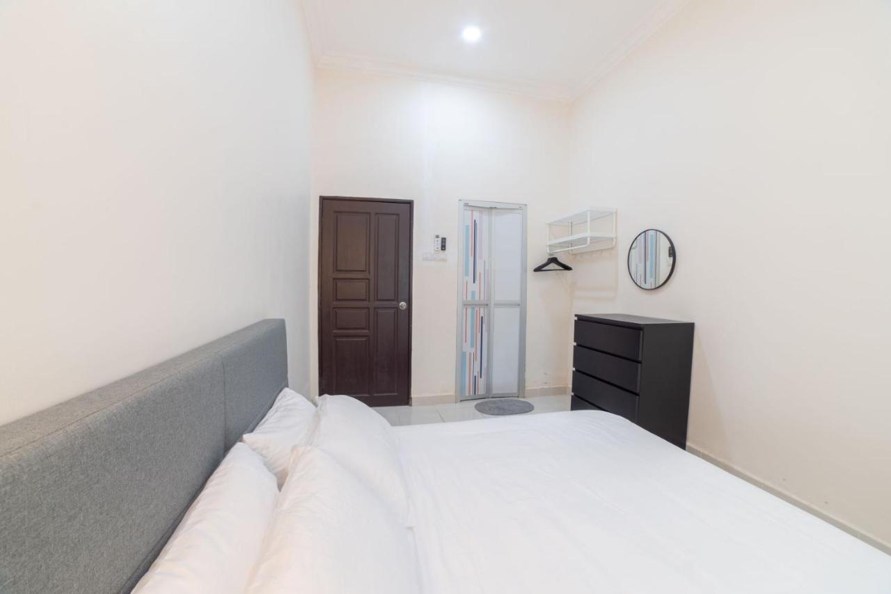 Hilmera Guesthouse 关丹 外观 照片